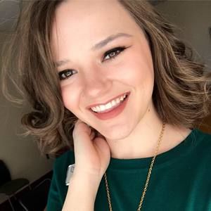 Meet your Posher, Molly